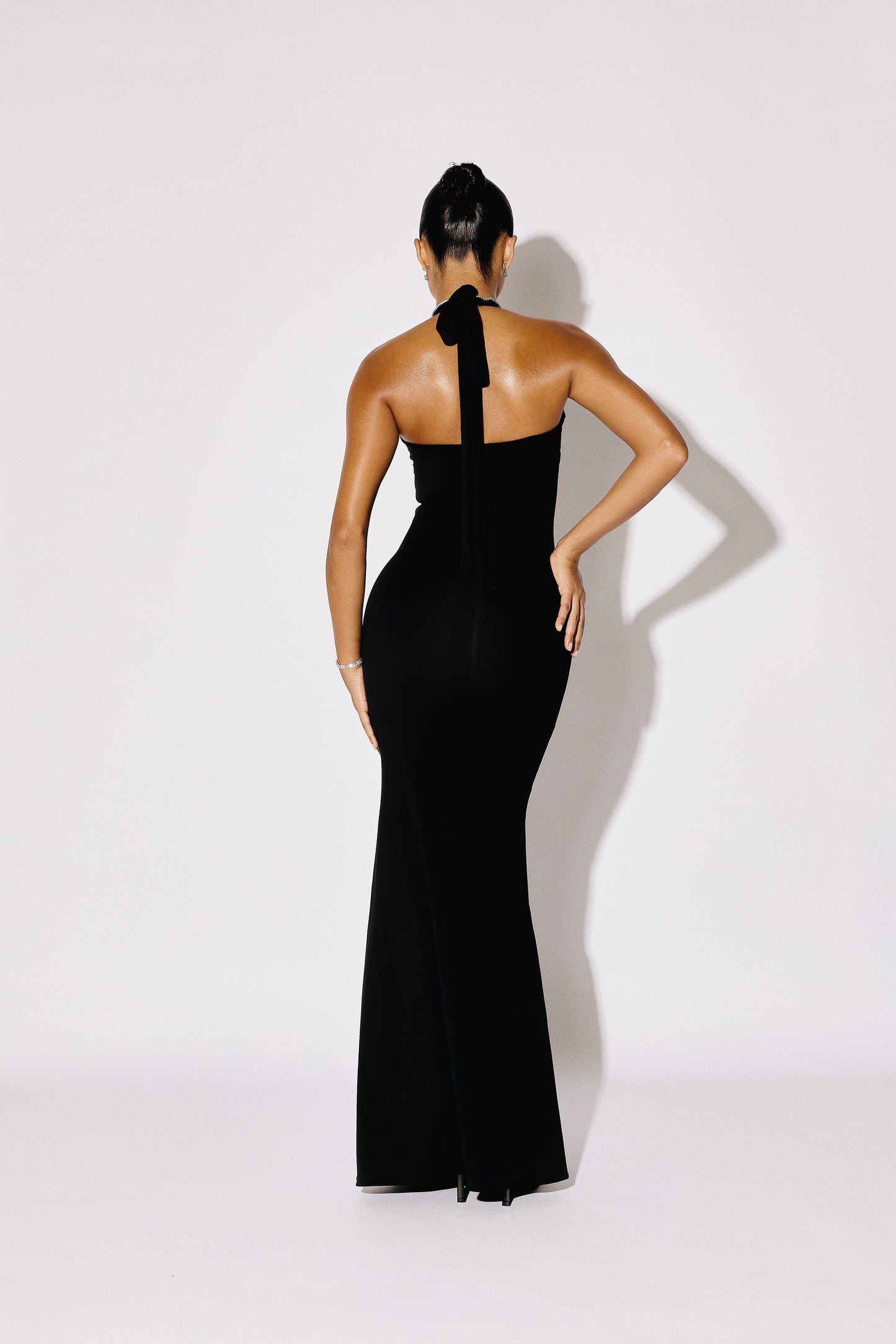 SORAYA - Halter Plunge Column Maxi Gown - Onyx